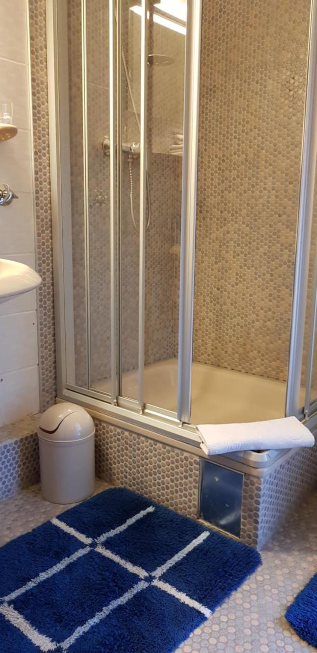 Hotel Garni Julia Linnich Zewnętrze zdjęcie