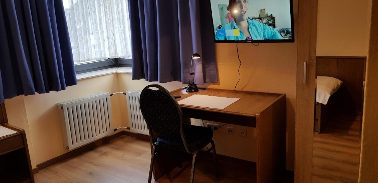 Hotel Garni Julia Linnich Zewnętrze zdjęcie