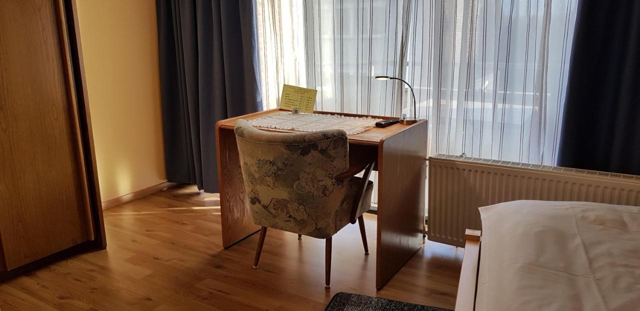 Hotel Garni Julia Linnich Zewnętrze zdjęcie