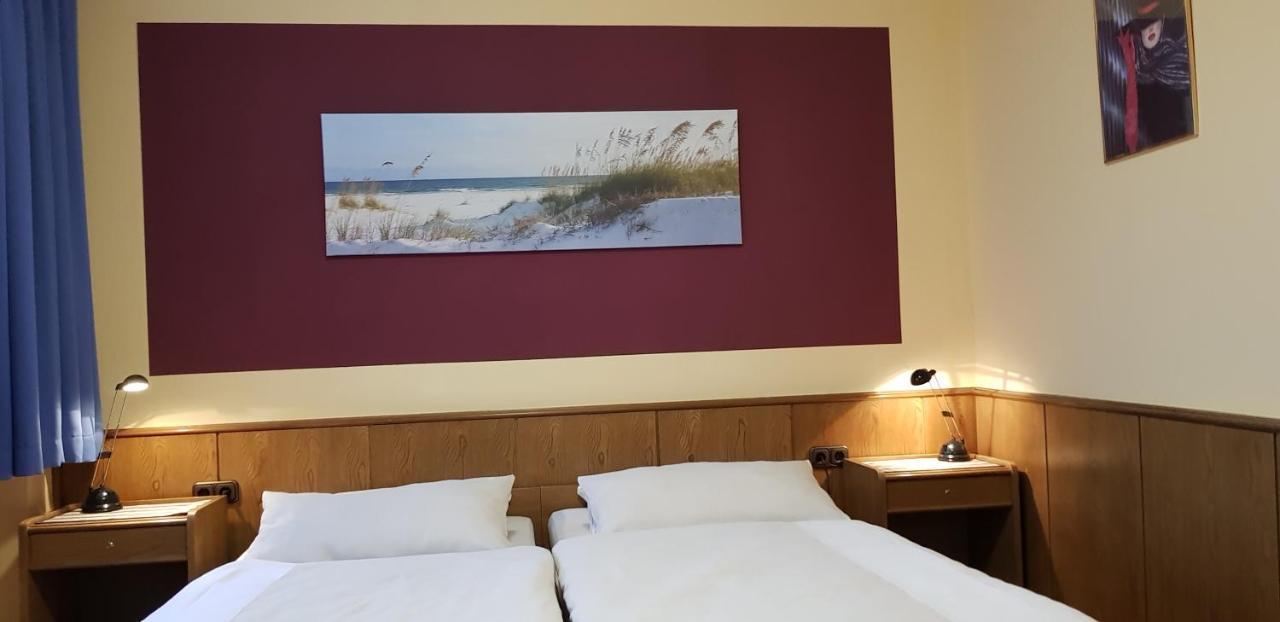Hotel Garni Julia Linnich Zewnętrze zdjęcie